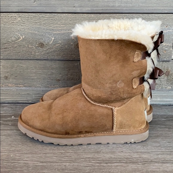 UGG BOOTS - Picture 4 of 5